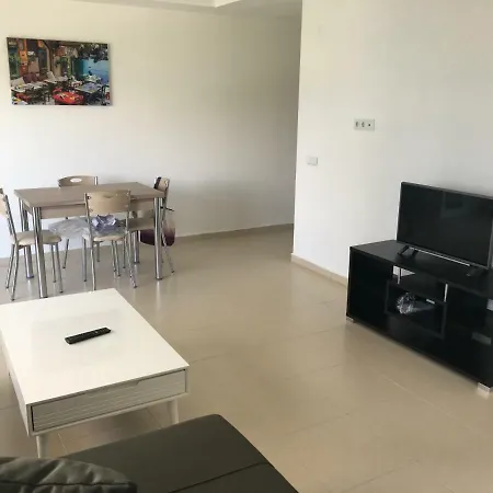 Crown - - Studio Flat * Avsallar